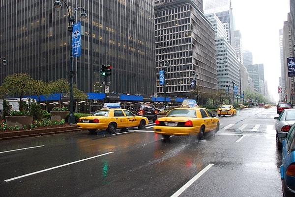 9. Что насчёт США? Какое ограничение скорости в Нью-Йорке?