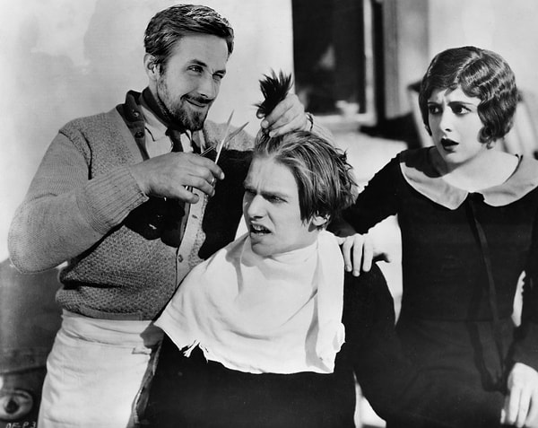 5. Райан Гослинг залихватским парикмахером