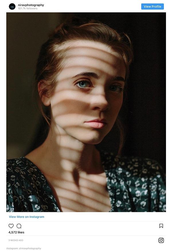 7. Да, кстати, больше играй с тенями. Самые обычные предметы, например, жалюзи, могут придать интересный оттенок скучным портретам.