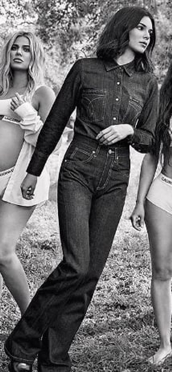 И потом, Кендалл - самая высокая. Как же так вышло, что фотограф поставил её на первый план?