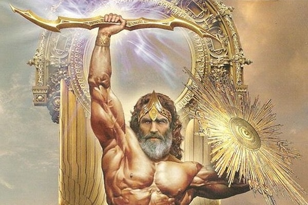 4. Кто является верховным богом в древнеримской мифологии, покровителем неба, грозы и дневного света?