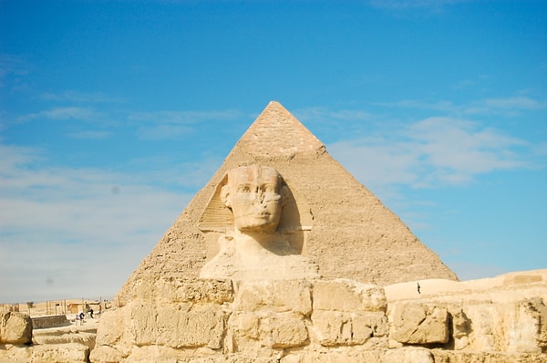 7. Великая пирамида Гизы в Египте — единственное из «Семи чудес света», сохранившееся до наших дней. Правда ли, что пирамиды можно найти только в Египте?