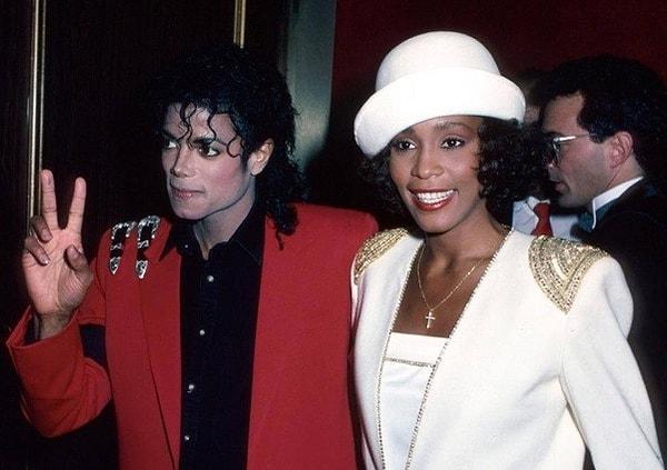 2001 yılında Michael Jackson'ın solo kariyerinin başlamasının 30. yıl dönümünde Michael Jackson'ın "Wanna be startin' something" isimli şarkısını seslendirdi ve bu şarkıyla sesinin hala güçlü olduğunu ispatladı.