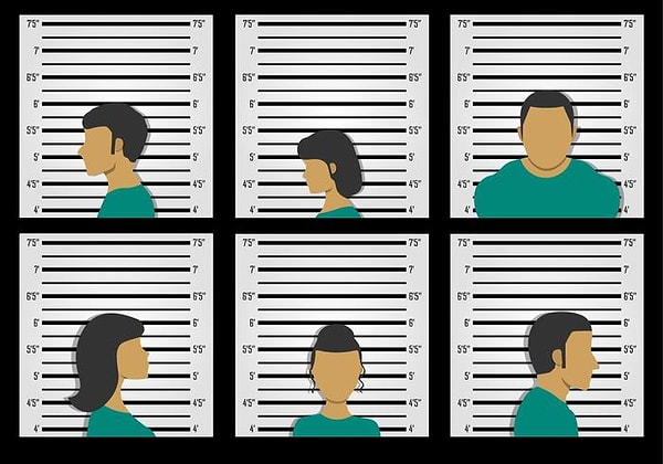 10. Они могут вести себя так, будто хотят вам помочь