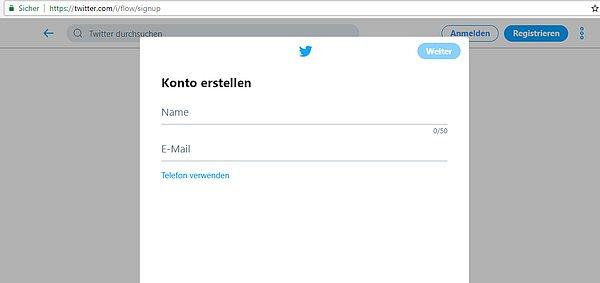 Bir Ekşi Sözlük yazarı ise Almanya'da Twitter'a kayıt olmak için telefon numarasının tercihe bağlı olduğunu aktardı.