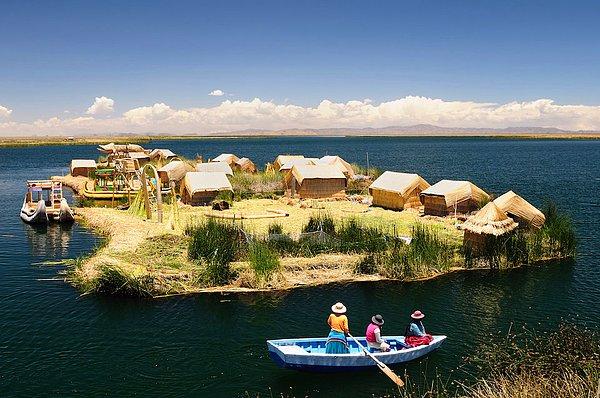 Titicaca Gölü Yüzen Adaları