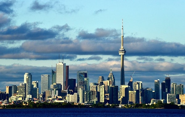 8. Торонто (Канада)