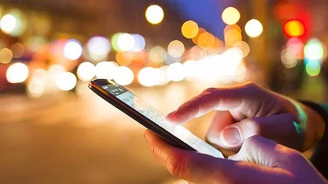 Akıllı Telefon Hastalığı: Tek Elle Telefon Kullananlar 'Başparmak Tendonu Sıkışması' Tehlikesi Altında