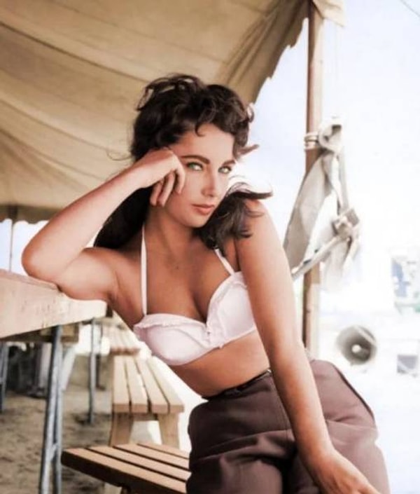 16. Элизабет Тейлор, 1956 год