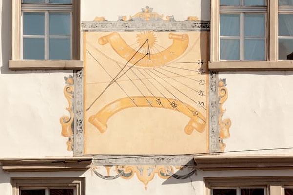 6. Какими веками датируется эпоха Возрождения?