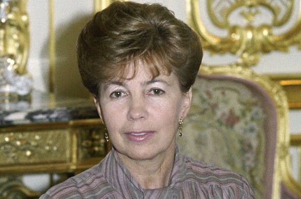 6. Узнаете эту женщину?