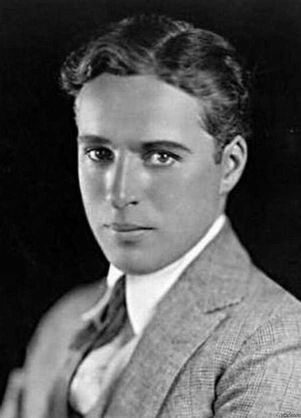 4. Чарли Чаплин