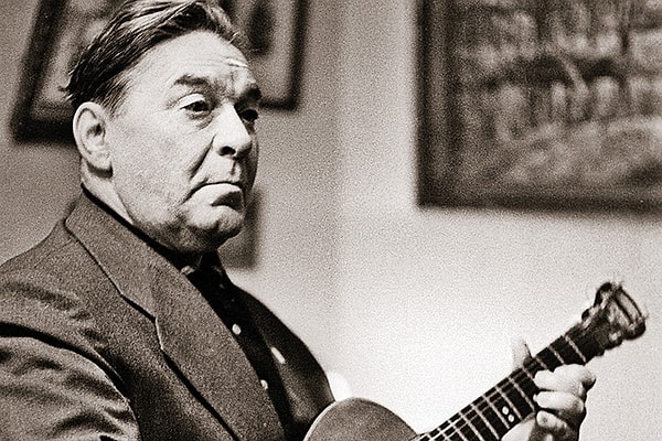 4. Узнали человека на фото?