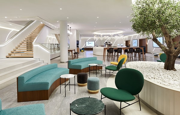 7. L’Oreal | Париж, Франция