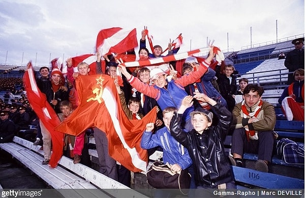16. Фанаты московского футбольного клуба "Спартак".