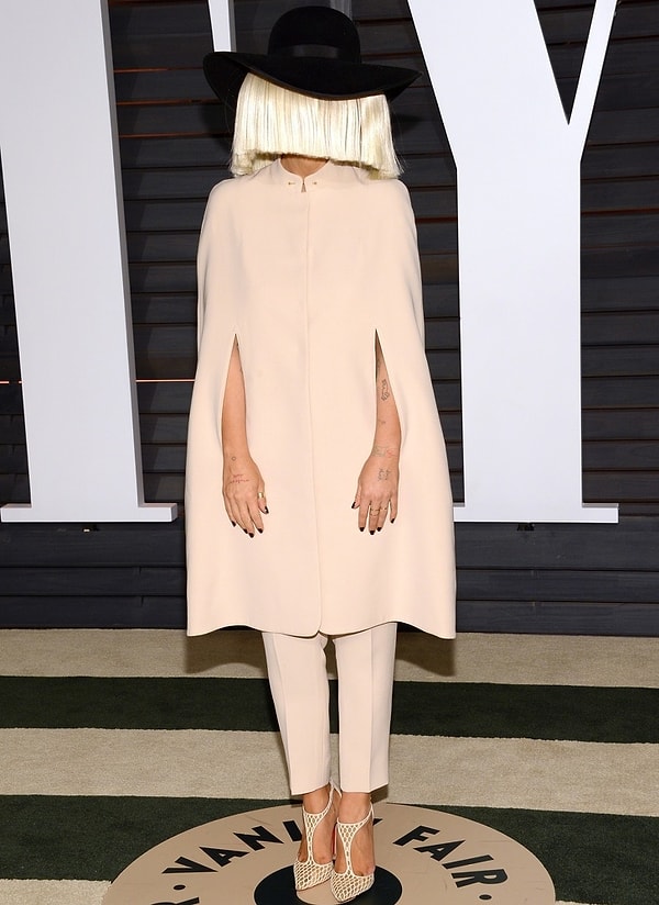 1. Sia