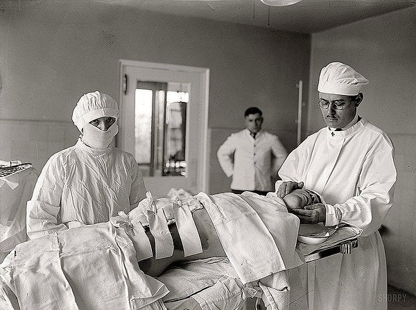 В прошлой жизни вы были доктором!