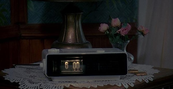 11. Откуда этот будильник?