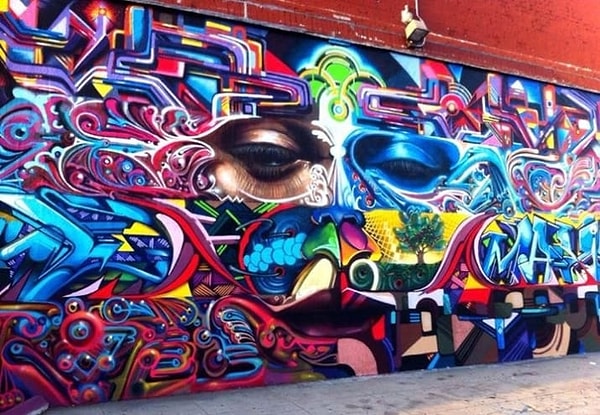 13. Взрыв красок