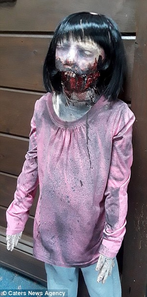 "Весной я сделала татуировку с именем Келли. Потому что оно всегда будет частью моего сердца".