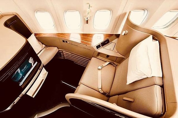 7. Cathay Pacific (Китай)