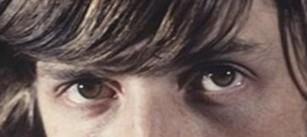 4. А чья пара глаз изображена на этом фото?