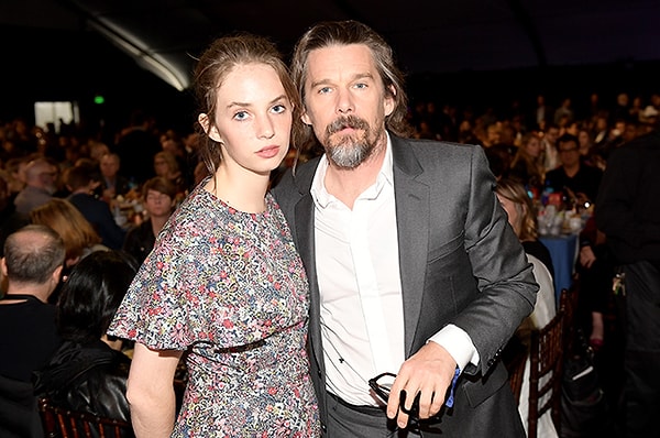 3. А что касается Майи, то актерской карьерой девушка занялась совсем недавно.