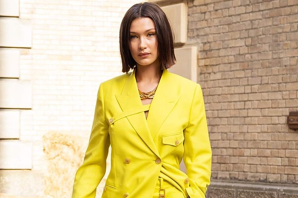 Приземлённые цвета осени отойдут на второй план благодаря разным оттенкам неона.