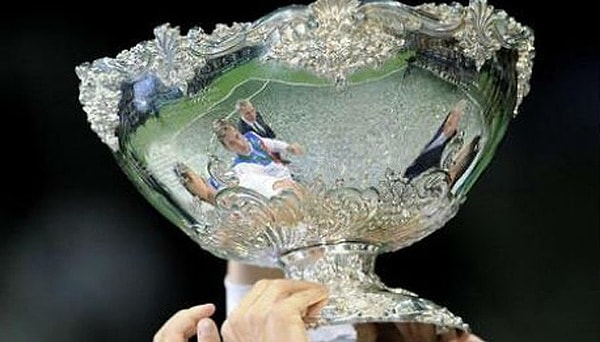 2. А Кубок Дэвиса, вручаемый за победу в крупнейшем командном теннисном мужском турнире?