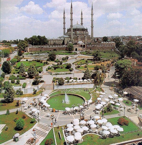 Edirne, Osmanlı döneminin en değerli yapılarına ev sahipliği yapan şehrimiz.