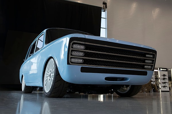 4. Неожиданный эксперимент «Калашникова» взбудоражил интернет-общественность из-за необычного дизайна машины.