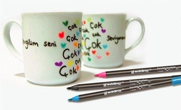 5. Ders çalışırken masandan hiç eksik olmayan kahve fincanına kendi sanatını katmanı sağlayacak porselen kalemi