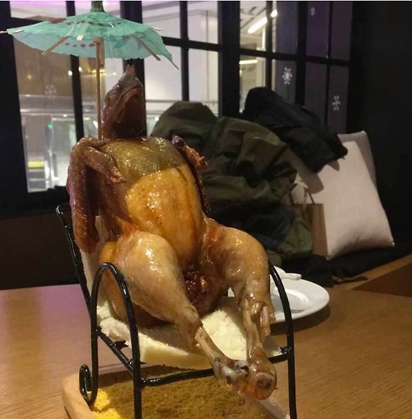 17. Если вы уже привыкли к трэшу, то вот вам ещё кое-что...