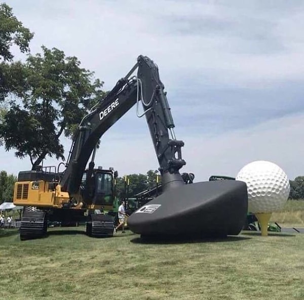 10. Сравните эту махину с водителем...