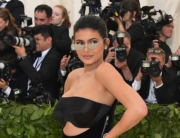 7. И $12 772 032 в месяц... 🤑