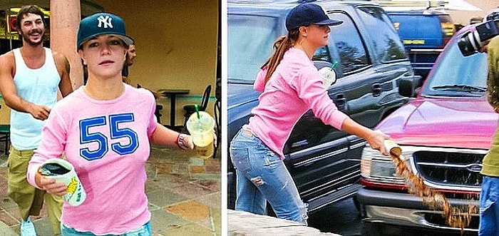 Фото знаменитостей, которые вытворяют очень странные вещи при виде папарацци