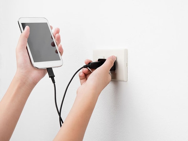 5. Как часто вы заряжаете свой телефон?