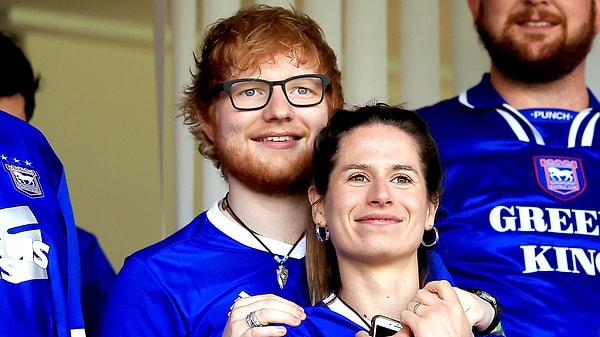 5. Как только интервьюер понял, что имеет в виду Эд, он поздравил его и спросил: «Как вам удалось скрыть такое?»