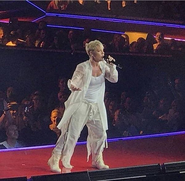 19. Сколько-сколько у нее ног? О_о