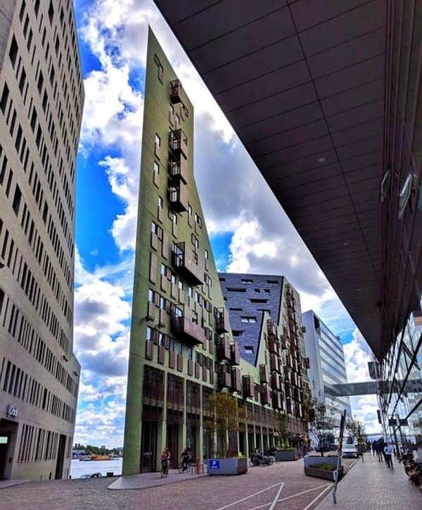 27. Сюрреалистично!