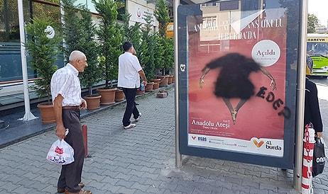 'Edep' Yazdılar: İzmit'te Anadolu Ateşi Afişindeki Erkek Dansçıya Boyalı Sansür!