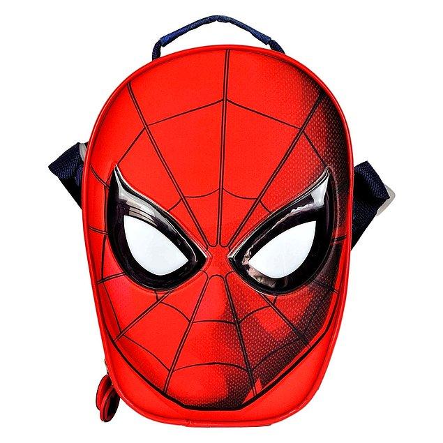 10. Okulun en zıpır kahramanı için: Spiderman Anaokulu ve beslenme çantası.