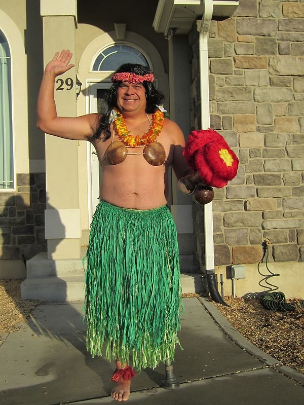 18. Гавайская танцовщица