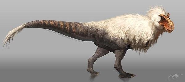 22. Bitirişi tanıdık bir simayla yapalım. Son bulgulara göre T.rex'ler muhtemelen tüylerle kaplıydı. Böyle olsa nasıl görünürlerdi dersiniz?