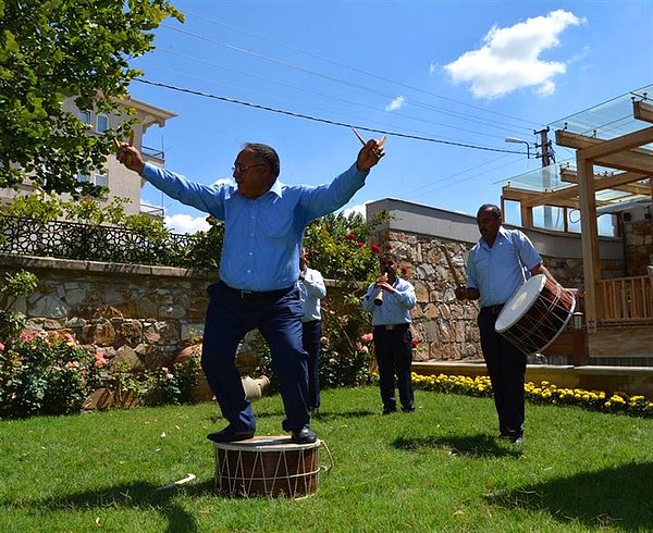 Göçer, dedelerinden gelen bu mesleği çocuklarına ve torunlarına öğretmenin gayreti içinde olduğunu ifade ediyor.