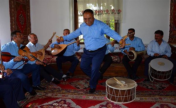 "Tayland devletinin takdirnamesini aldım"