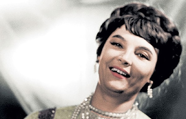 9. Как звали эту артистку?