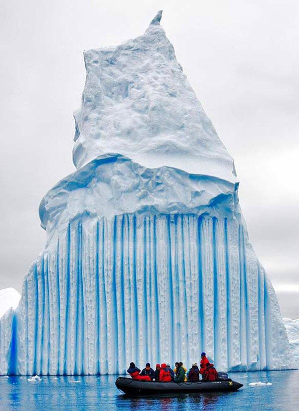 8. Çizgili pijamalı buz dağı!
