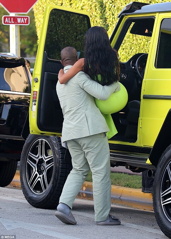 Пользователей Сети, конечно, было не удержать.