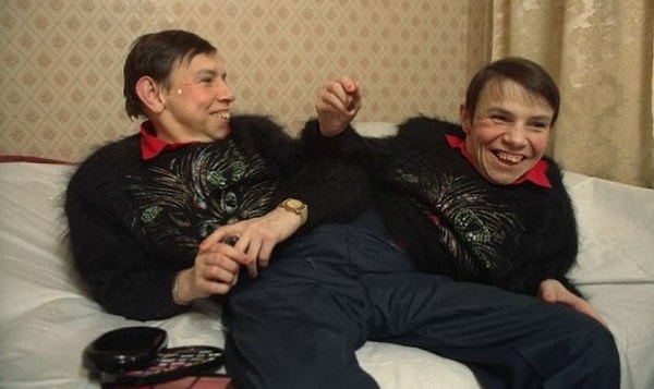 5. Даша и Маша умерли с разницей в 17 часов